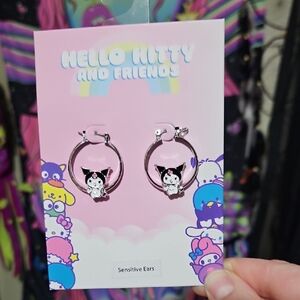 3/$15 SALE 👑 NWT Kuromi Hoop Earrings